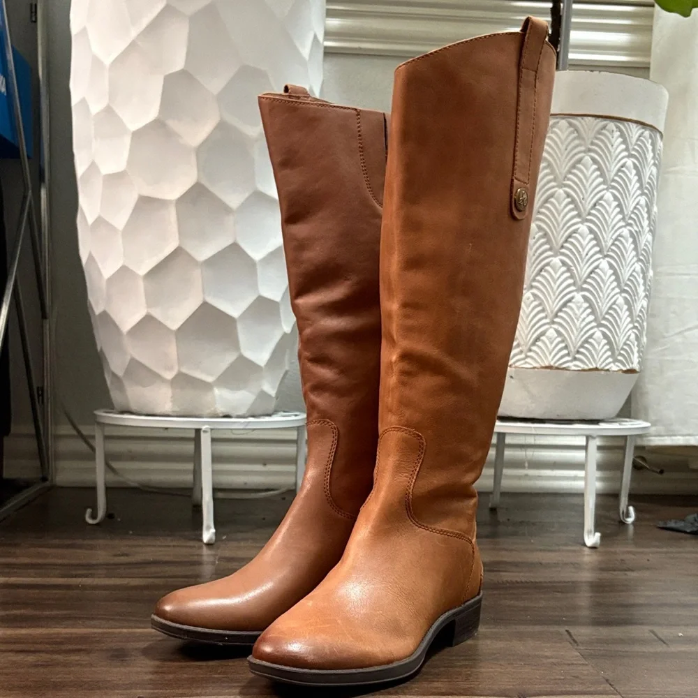 Like new Sam Edelman Penny Leather Riding Boots, US 6 Mrsp 200 usd at site - Picture 3 of 16